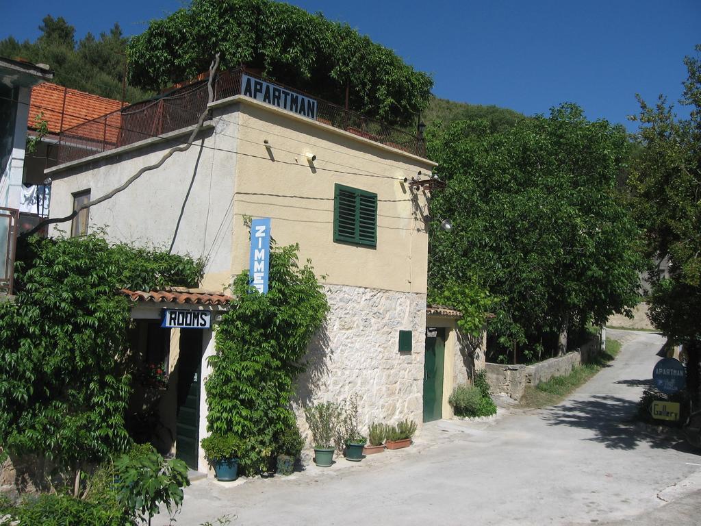 Apartments Darinka Skradin Ruang foto