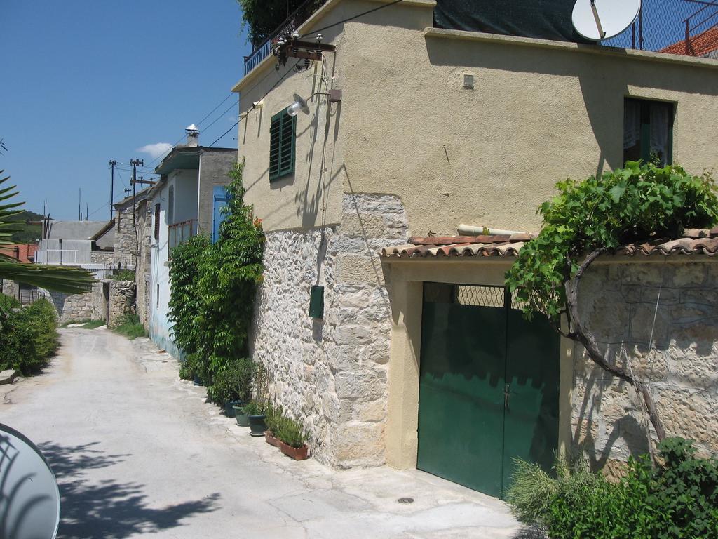 Apartments Darinka Skradin Ruang foto