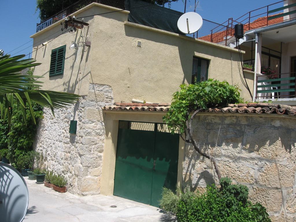Apartments Darinka Skradin Ruang foto