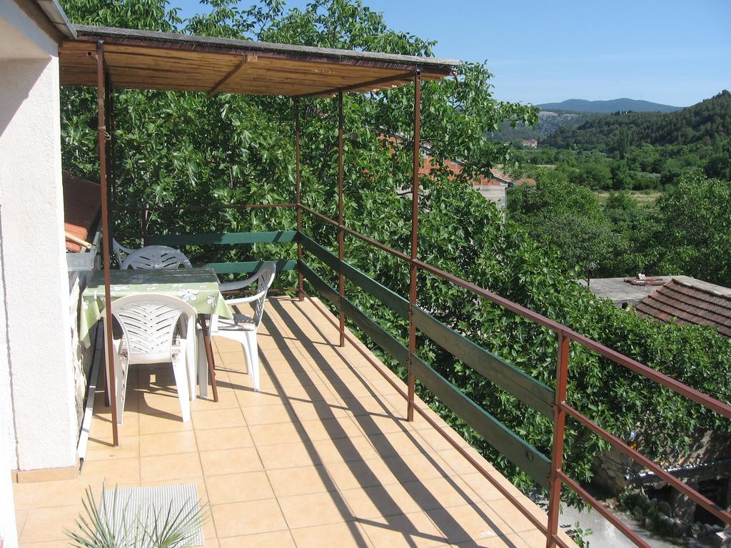 Apartments Darinka Skradin Ruang foto