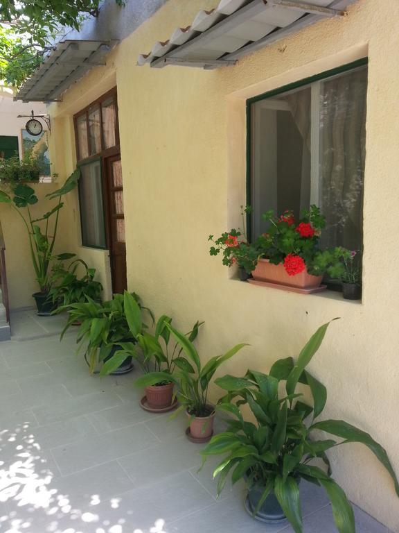 Apartments Darinka Skradin Ruang foto