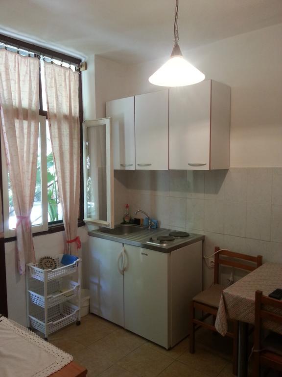 Apartments Darinka Skradin Ruang foto