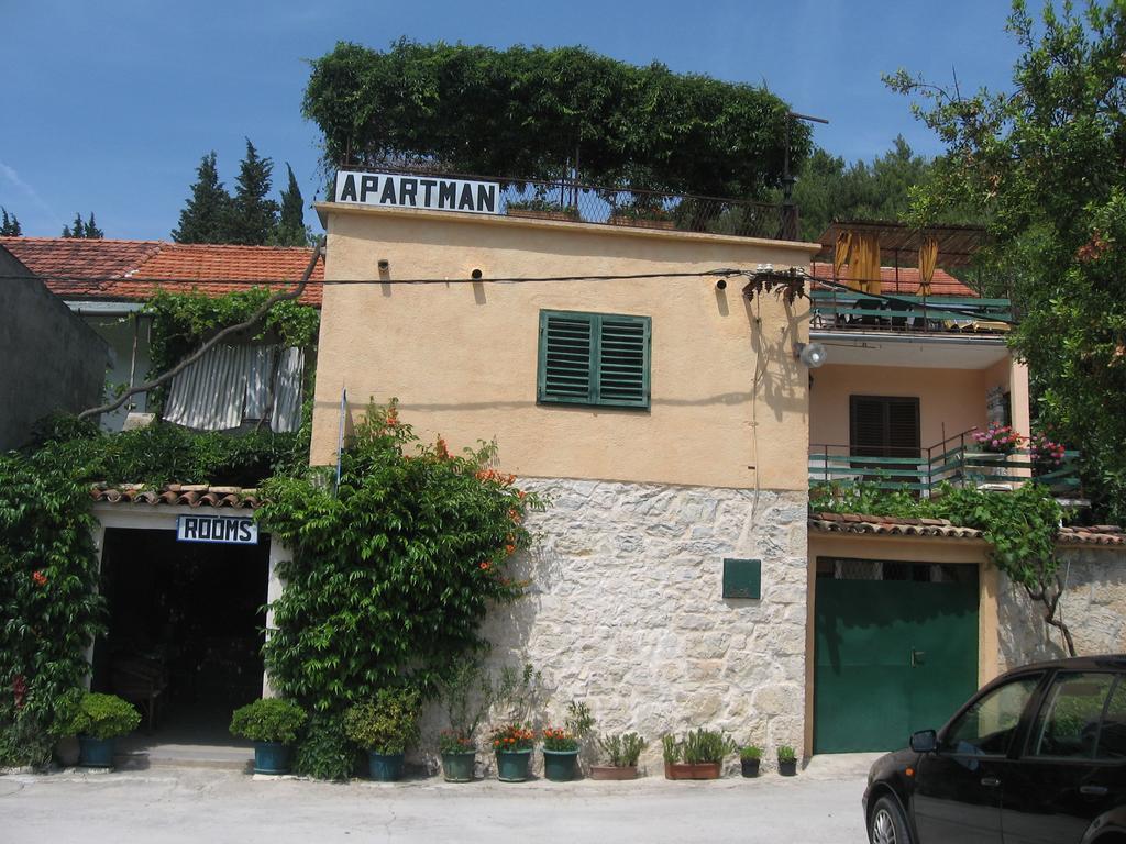 Apartments Darinka Skradin Bagian luar foto